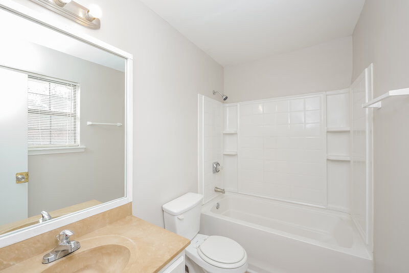 3,010/Mo, 2687 Del Ridge Drive Douglasville, GA 30135 Main Bathroom View
