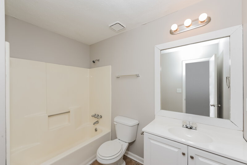 3,010/Mo, 2687 Del Ridge Drive Douglasville, GA 30135 Bathroom View