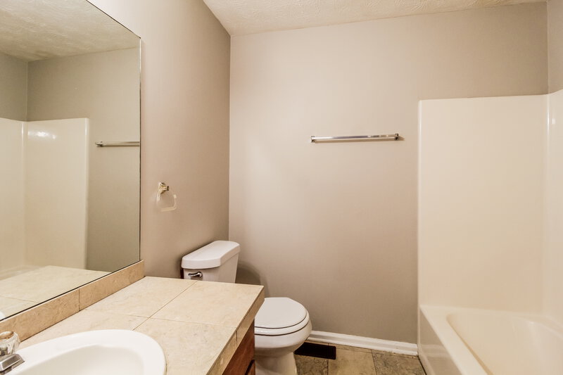 2,090/Mo, 3452 River Mill Lane Ellenwood, GA 30294 Bathroom View 2