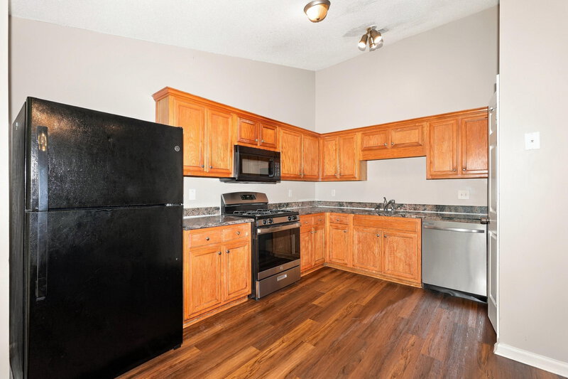 2,255/Mo, 5280 Katherine Village Drive Ellenwood, GA 30294 Kitchen View