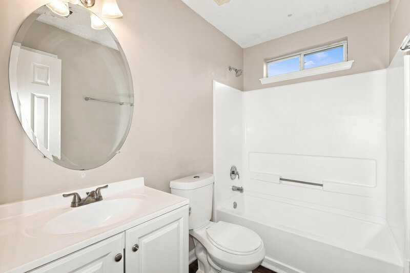 2,255/Mo, 5280 Katherine Village Drive Ellenwood, GA 30294 Bathroom View