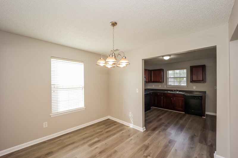 2,015/Mo, 6891 Derby Avenue Fairburn, GA 30213 Dining Room View