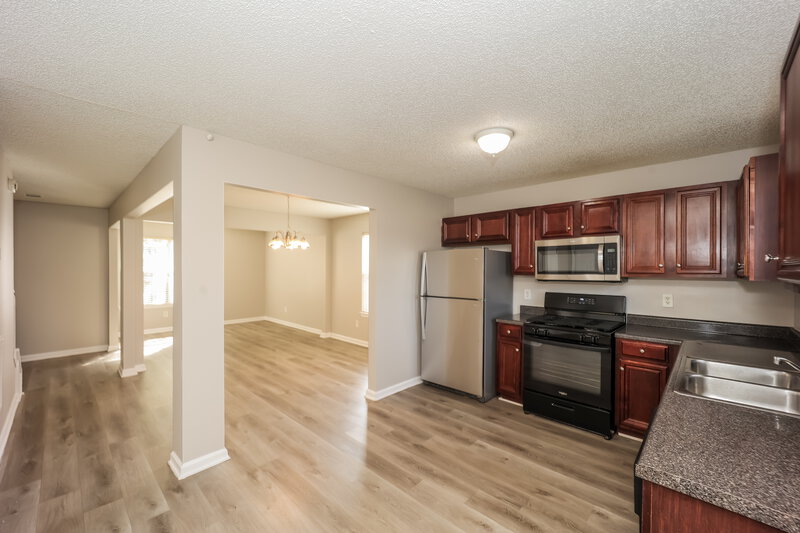 2,015/Mo, 6891 Derby Avenue Fairburn, GA 30213 Kitchen View 2