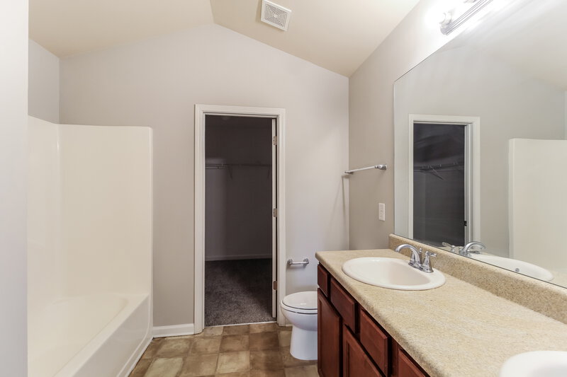 2,100/Mo, 110 Biscayne Terrace Hampton, GA 30228 Misc View 8