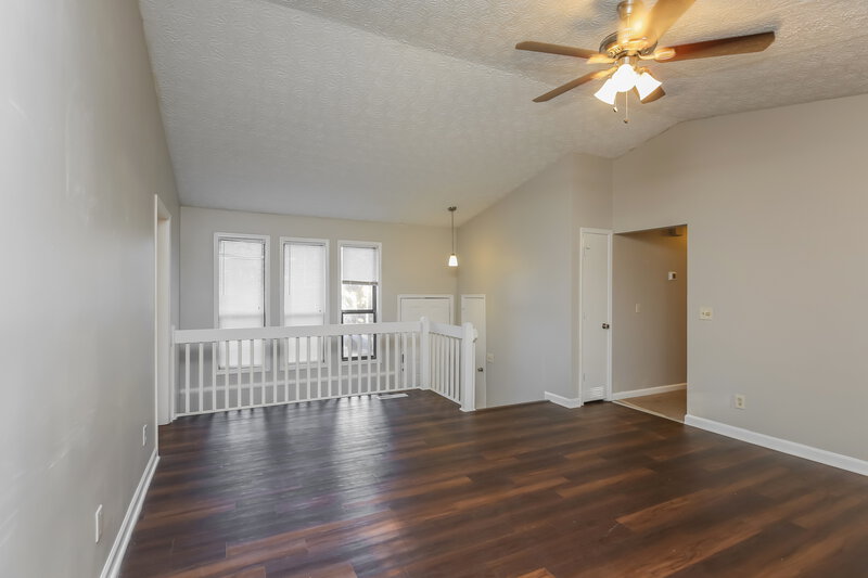 2,150/Mo, 5710 Deerfield Place NW Kennesaw, GA 30144 Living Room View