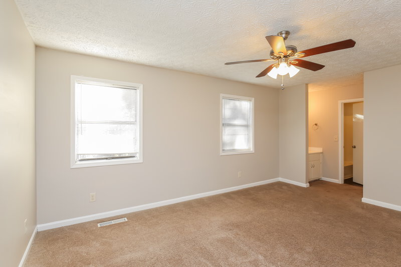 2,150/Mo, 5710 Deerfield Place NW Kennesaw, GA 30144 Main Bedroom View