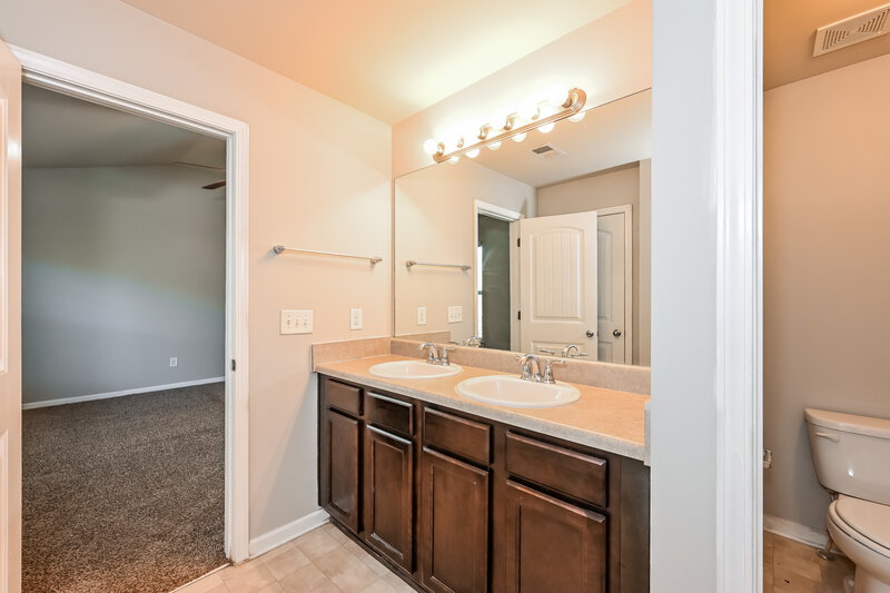 2,170/Mo, 1311 Stella Court Lawrenceville, GA 30046 Main Bathroom View
