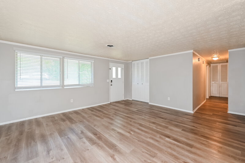 1,870/Mo, 1860 Suwanee Ridge Court Lawrenceville, GA 30043 Living Room View 2
