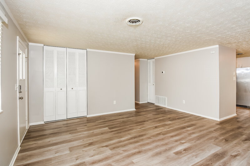 1,905/Mo, 1860 Suwanee Ridge Court Lawrenceville, GA 30043 Living Room View 3