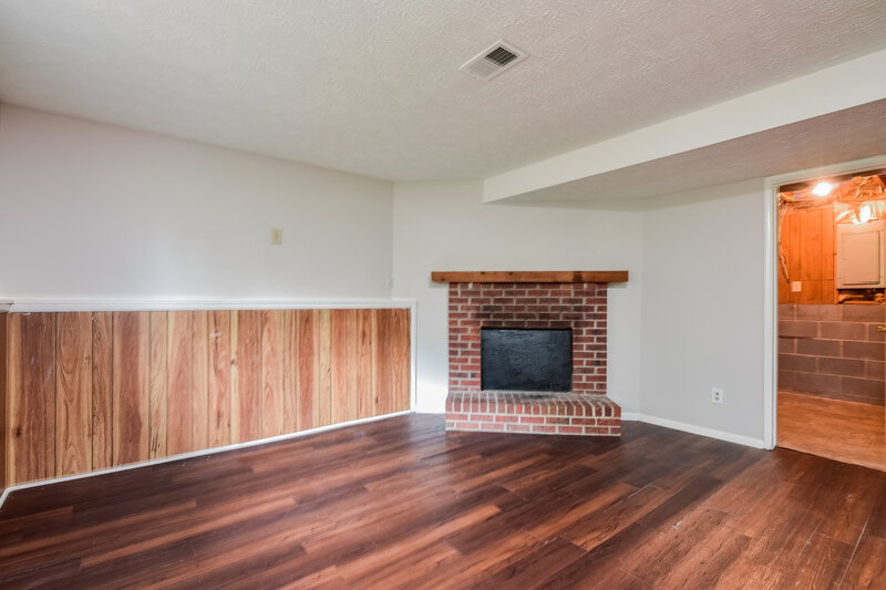 2,380/Mo, 2086 Singer Way Lithonia, GA 30058 Family Room View 2