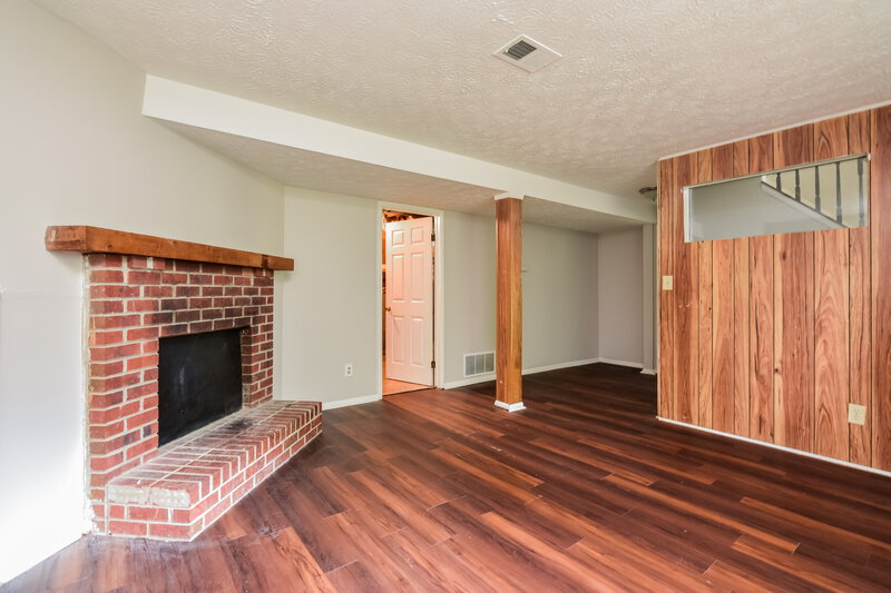 2,380/Mo, 2086 Singer Way Lithonia, GA 30058 Family Room View 3