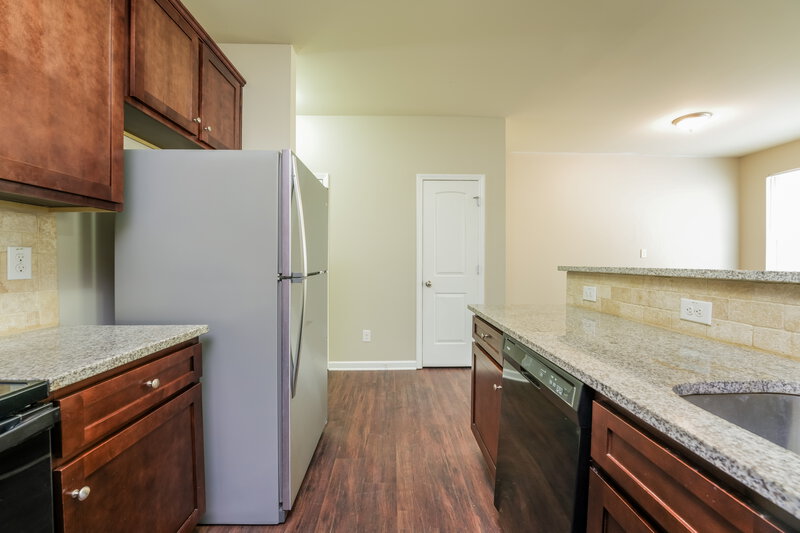 1,760/Mo, 3261 Pennington Drive Lithonia, GA 30038 Kitchen View 2