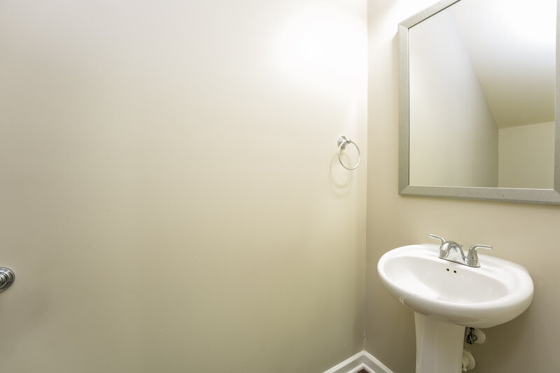 1,760/Mo, 3261 Pennington Drive Lithonia, GA 30038 Bathroom View 2