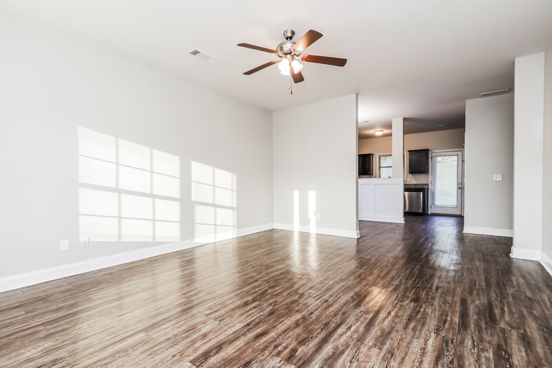 2,040/Mo, 1036 Allegiance Drive Locust Grove, GA 30248 Living Room View 3