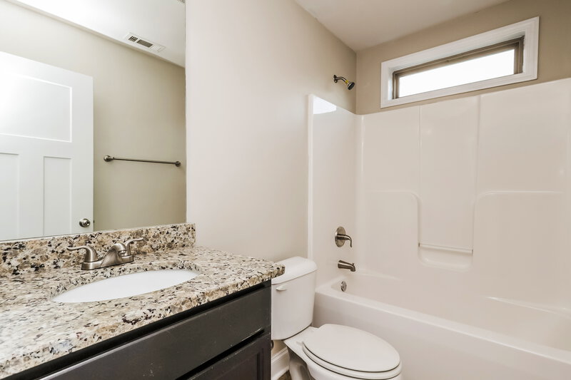 2,040/Mo, 1036 Allegiance Drive Locust Grove, GA 30248 Bathroom View 2