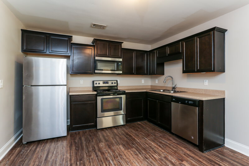 1,720/Mo, 113 Colony Park Lane Locust Grove, GA 30248 Kitchen View