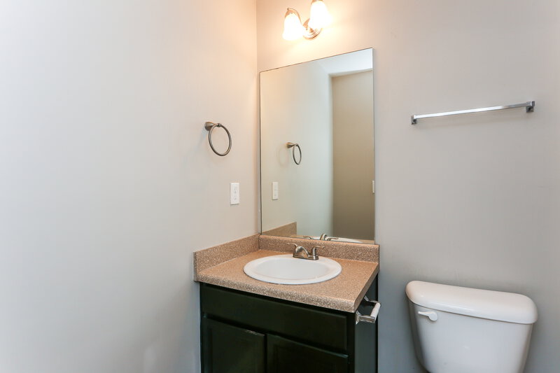 1,720/Mo, 113 Colony Park Lane Locust Grove, GA 30248 Bathroom View