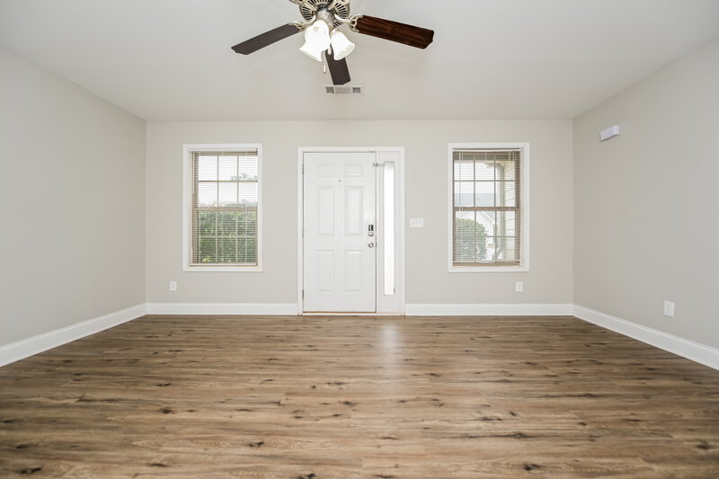 1,730/Mo, 121 Colony Park Lane Locust Grove, GA 30248 Living Room View