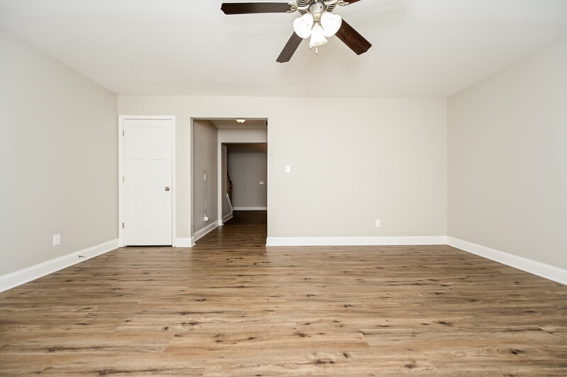 1,730/Mo, 121 Colony Park Lane Locust Grove, GA 30248 Living Room View 2