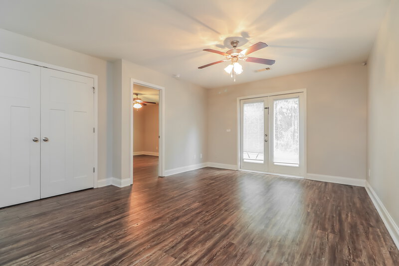 1,825/Mo, 177 Colony Park Lane Locust Grove, GA 30248 Living Room View