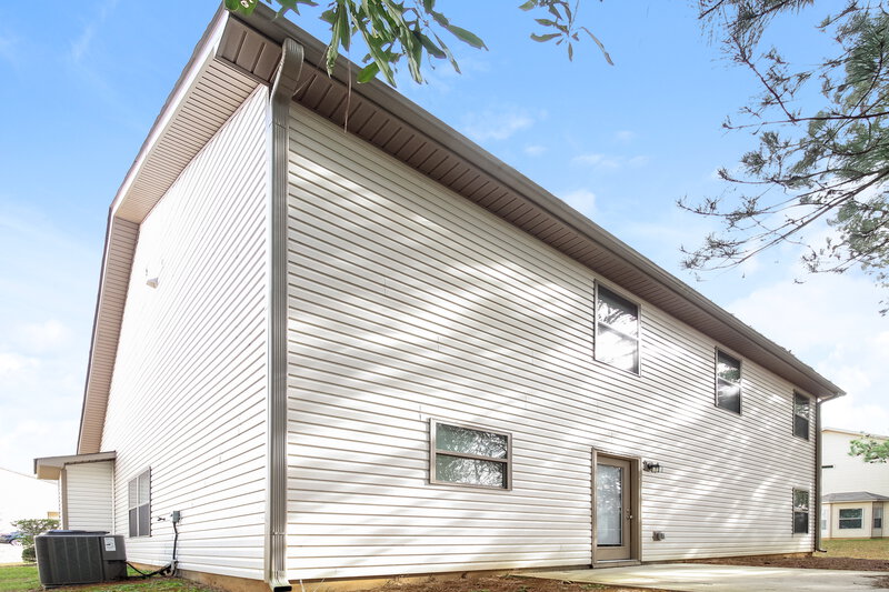 1,970/Mo, 414 Pearl Street Locust Grove, GA 30248 Rear View