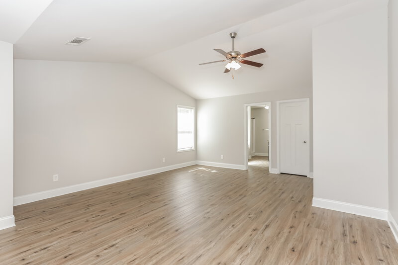 1,980/Mo, 416 Pearl Street Locust Grove, GA 30248 Main Bedroom View 2
