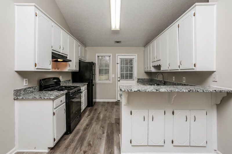 3,540/Mo, 3535 Garden Walk Lane Loganville, GA 30052 Kitchen View