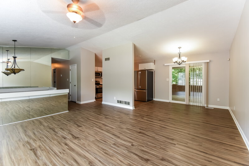 2,115/Mo, 1012 Hicksmil Drive Marietta, GA 30060 Living Room View 3
