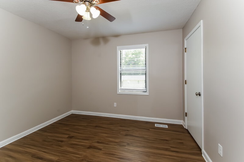 2,115/Mo, 1012 Hicksmil Drive Marietta, GA 30060 Bedroom View