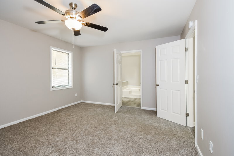 1,845/Mo, 1430 Glynn Oaks Circle Marietta, GA 30008 Main Bedroom View 2