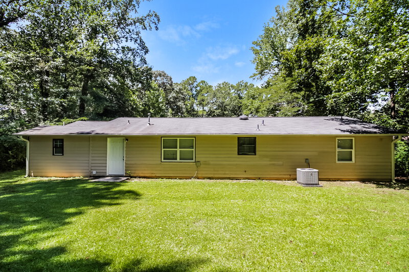 1,830/Mo, 2607 Foxwood Place Marietta, GA 30064 Rear View