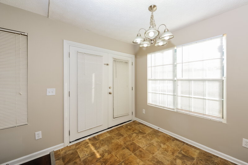2,050/Mo, 3510 Baroney Lane SW Marietta, GA 30008 Dining Room View
