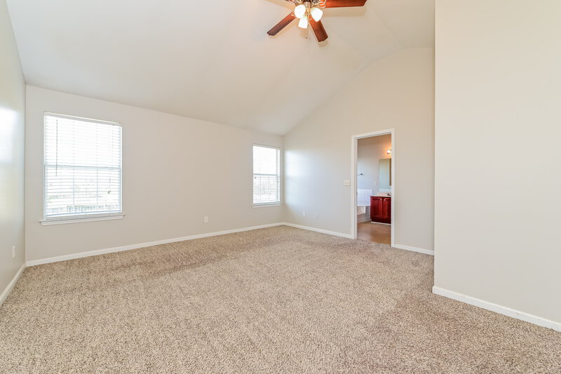 2,215/Mo, 2413 Cornell Circle McDonough, GA 30253 Main Bedroom View 2