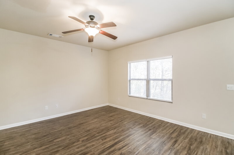 1,925/Mo, 340 Concord Terrace McDonough, GA 30253 Living Room View 2