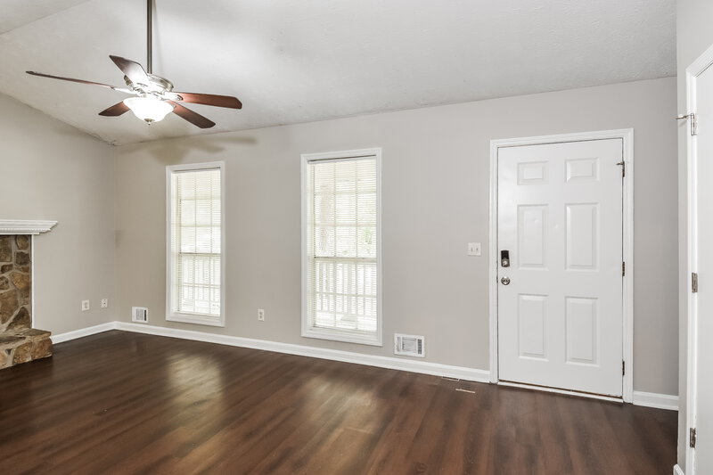 2,145/Mo, 2985 Valley View Circle Powder Springs, GA 30127 Living Room View
