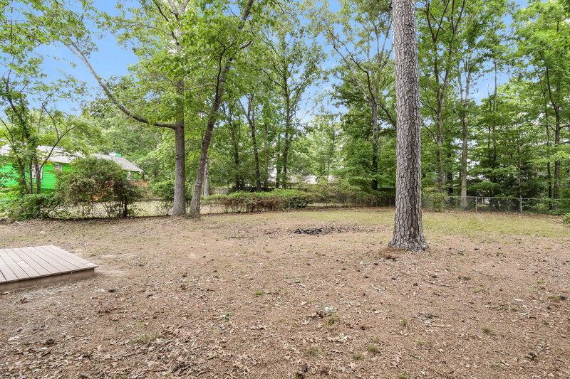 2,145/Mo, 2985 Valley View Circle Powder Springs, GA 30127 Exterior View