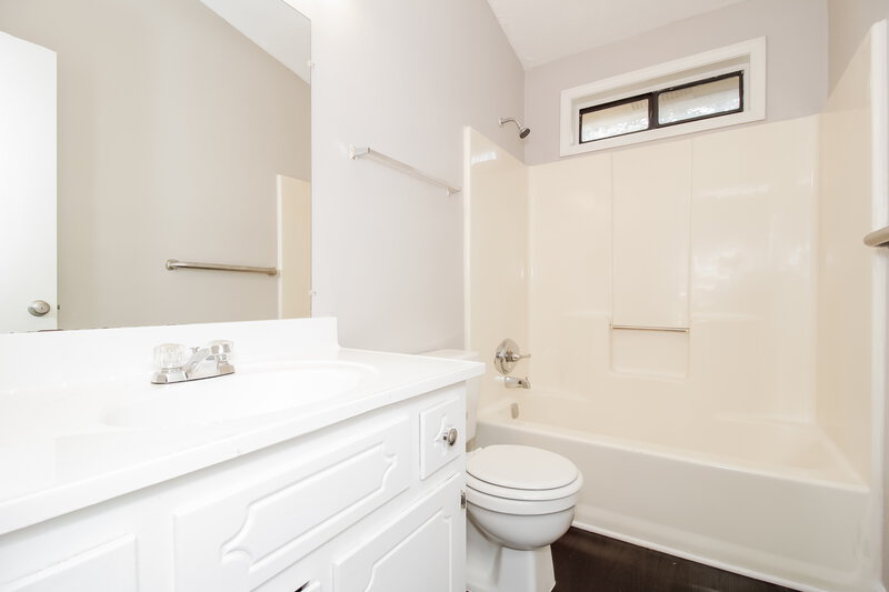 1,735/Mo, 3246 Palomino Drive Powder Springs, GA 30127 Bathroom View