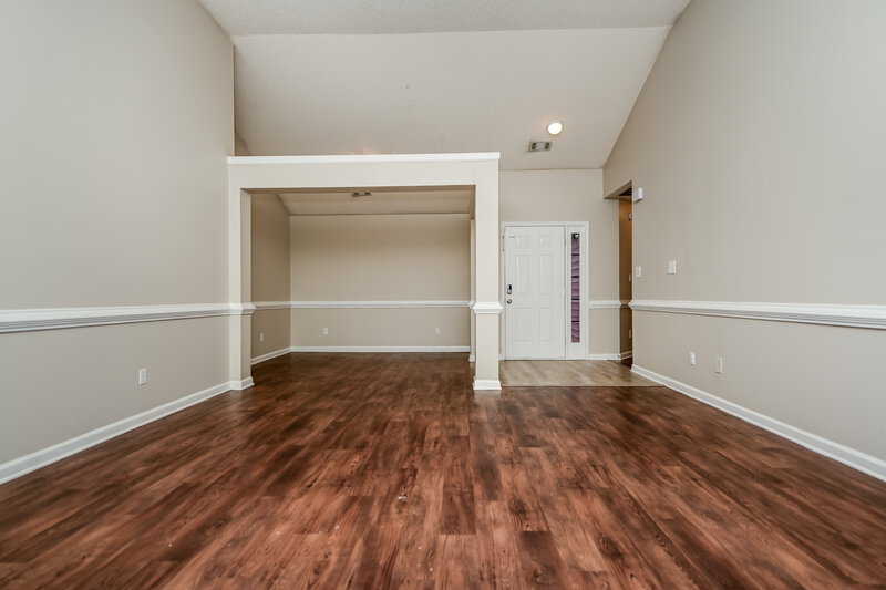 2,660/Mo, 7039 Biscayne Boulevard Rex, GA 30273 Living Room View 2