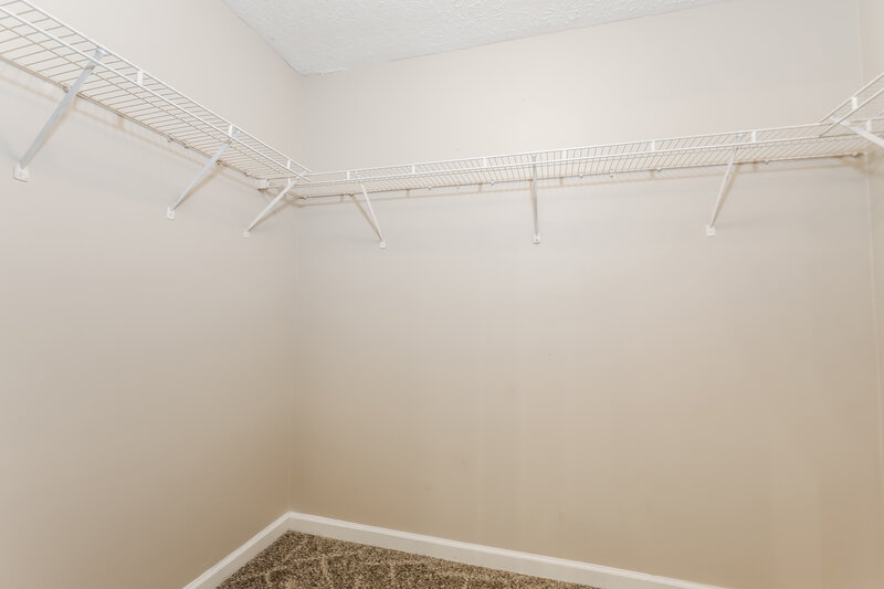 1,895/Mo, 102 Inverness Trace Riverdale, GA 30274 Walk In Closet View