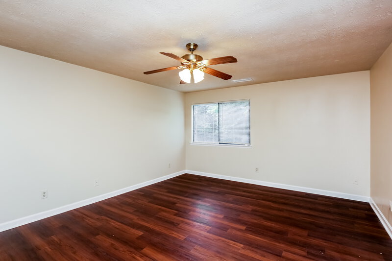1,985/Mo, 2655 Trotters Walk Trail Snellville, GA 30078 Main Bedroom View 4