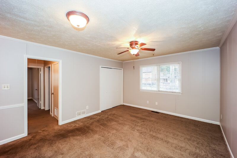 1,660/Mo, 2808 Adella Court Snellville, GA 30078 Family Room View