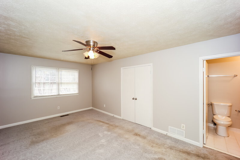 1,660/Mo, 2808 Adella Court Snellville, GA 30078 Main Bedroom View