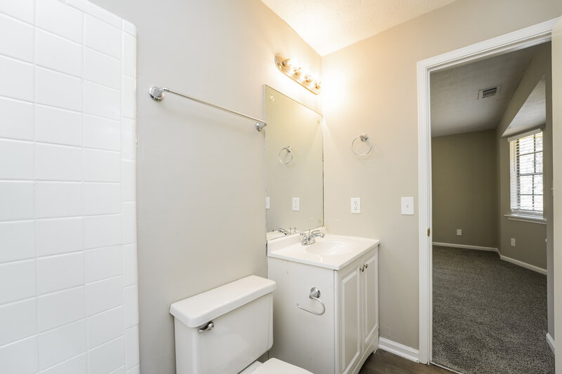 2,800/Mo, 3773 Ferncliff Road Snellville, GA 30039 Bathroom View