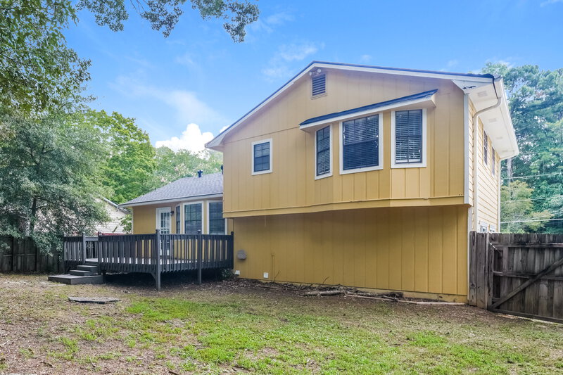 2,800/Mo, 3773 Ferncliff Road Snellville, GA 30039 Rear View 2