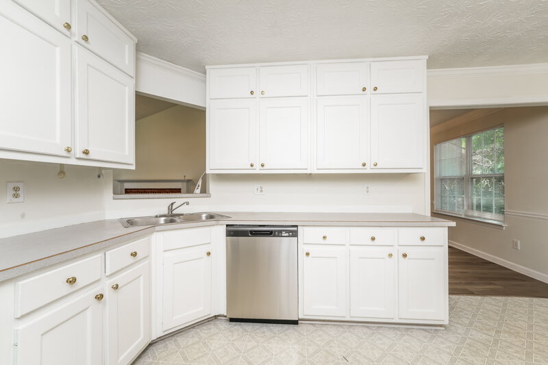 2,140/Mo, 976 Masters Lane Snellville, GA 30078 Kitchen View