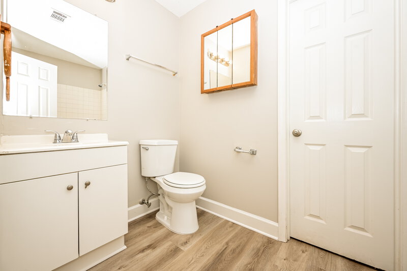 1,485/Mo, 107 Fairview Place Stockbridge, GA 30281 Bathroom View