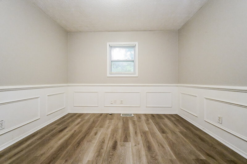 1,860/Mo, 160 Swan Lake Drive Stockbridge, GA 30281 Office View