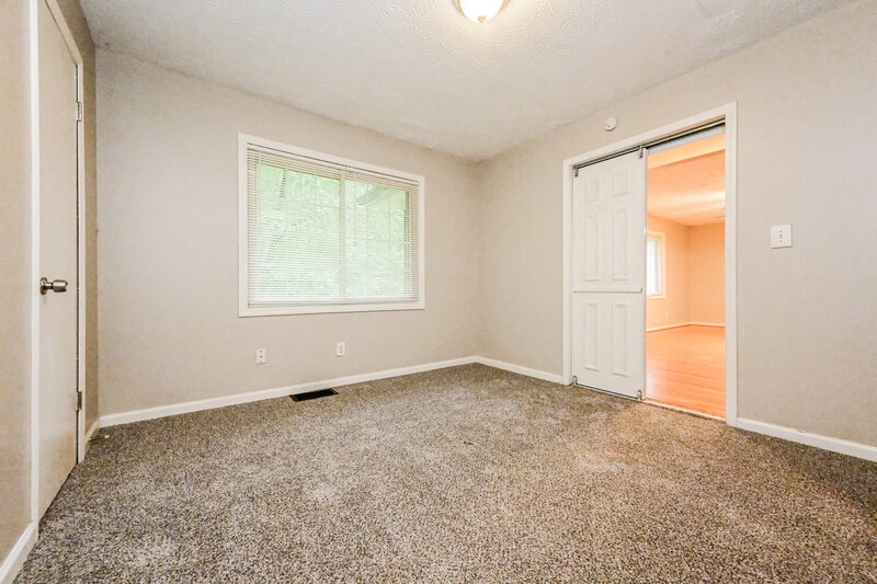 1,860/Mo, 160 Swan Lake Drive Stockbridge, GA 30281 Bedroom View