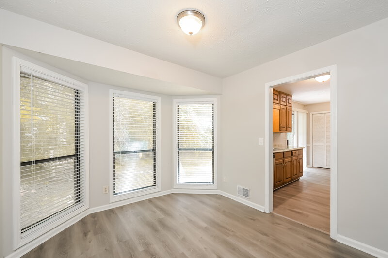 1,985/Mo, 3384 Sheree Trail Stone Mountain, GA 30087 Dining Room View