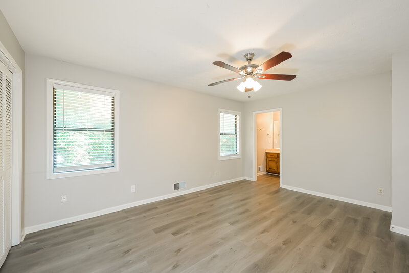 1,985/Mo, 3384 Sheree Trail Stone Mountain, GA 30087 Main Bedroom View